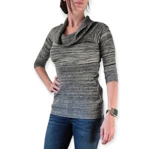 🌹2/$15 BCX
Marled Gray Size XS 3/4 Sleeve Sweater